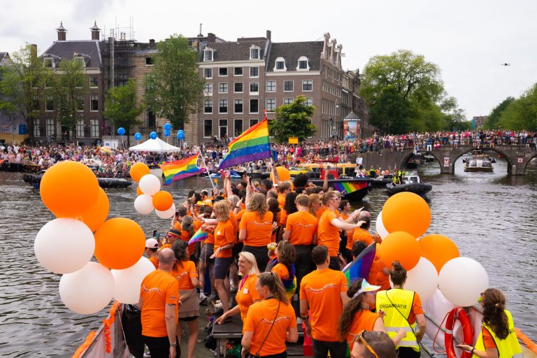 Win 2 tickets voor de Sport Pride NL boot tijdens de Canal Parade
